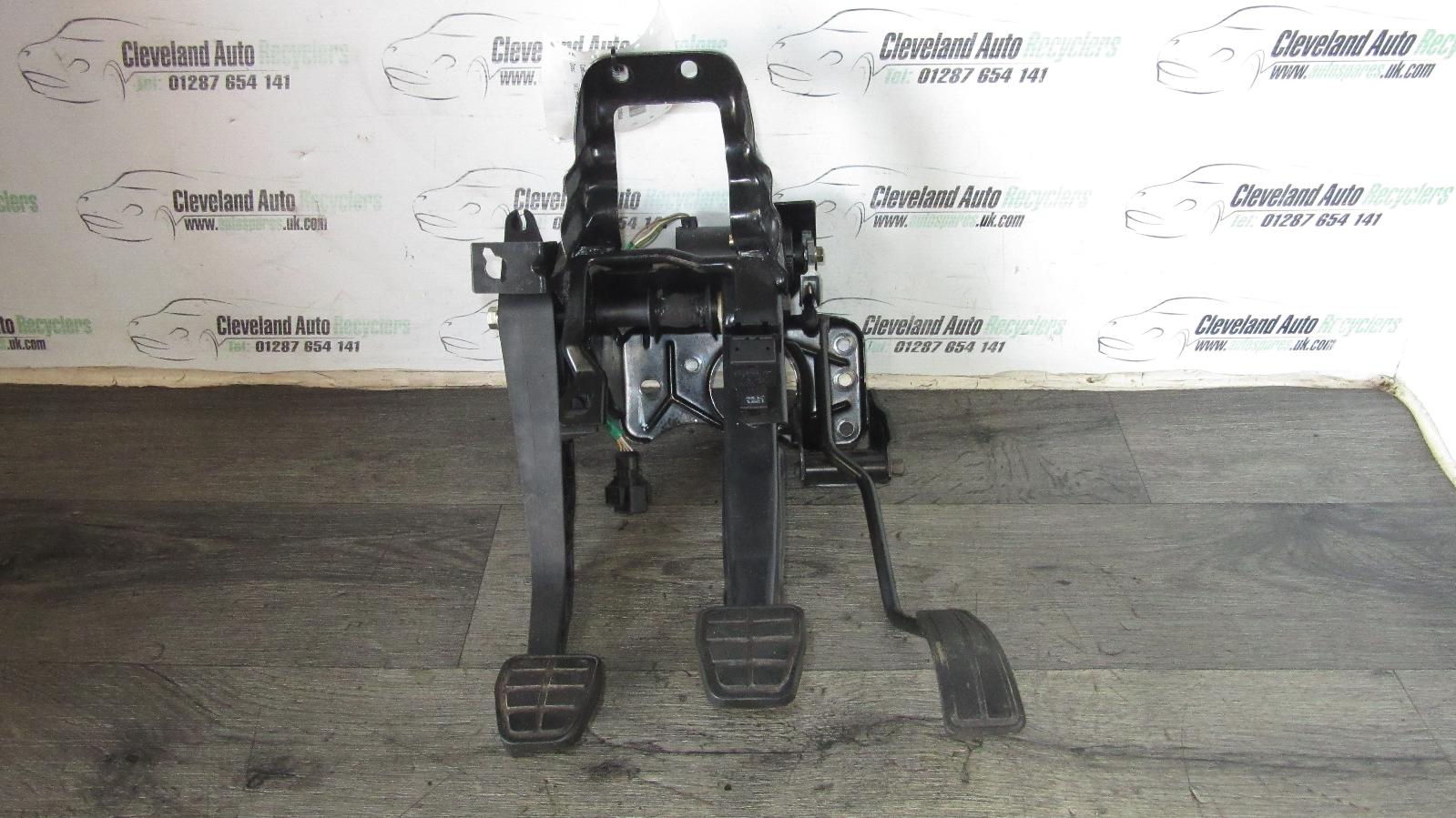 2001 VW VOLKSWAGEN POLO MK3 6N2 PEDAL BOX WITH ELECTRIC ACCELERATOR