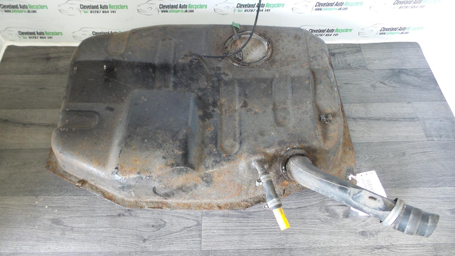 1989 FORD ESCORT XR3i FUEL TANK BREAKING eBay