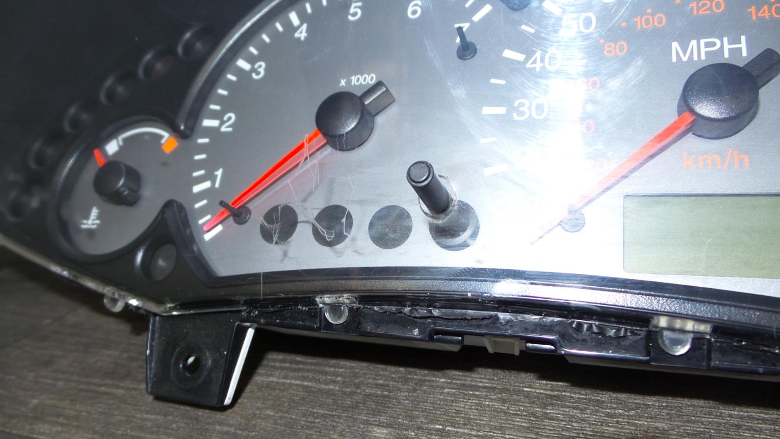 2003 FORD FOCUS 1.6 PETROL ZETEC SPEEDO /SPEEDOMETER / CLOCKS